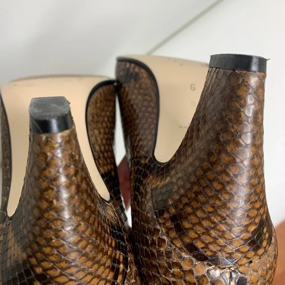 Walter Steiger Snake Print Size 6 B Pumps Almond Toe Career Classy